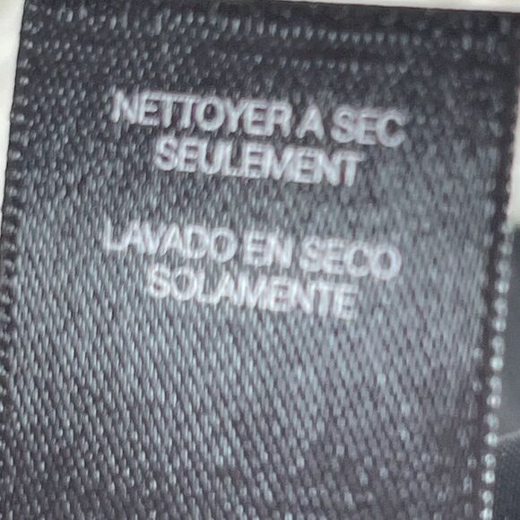 Kenneth Cole Black/Gold Cheetah Mini Skirt Sz 4P - Picture 8 of 8